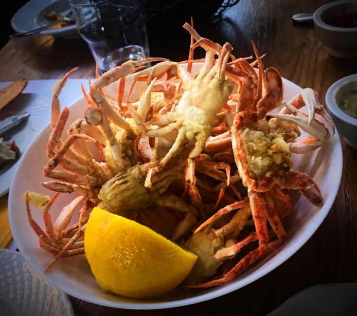 Τηγανητό καβουράκι στο Monkfish