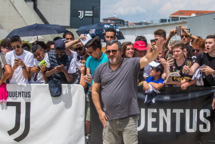 Φωτογραφία του Μίνο Ραϊόλα.