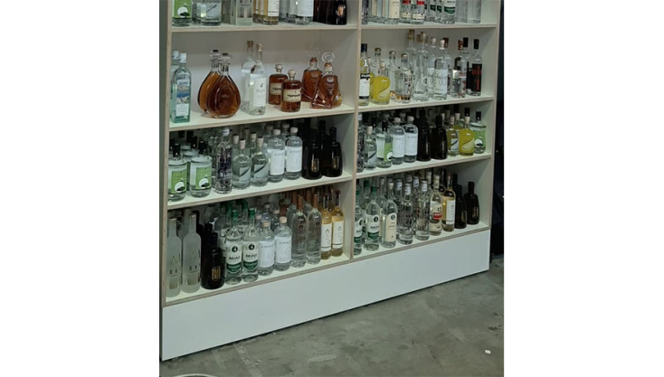 Ούζο Πλωμάρι