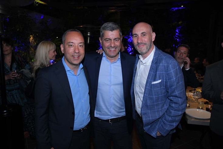 Μανώλης Σταυρουλάκης, Οδυσσέας Χριστοφόρου, James Curwen