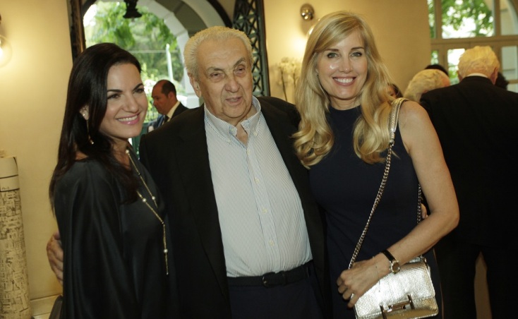 ΠΡΕΜΙΕΡΑ ΤΟΥ ΘΕΑΤΡΙΚΟΥ ΕΡΓΟΥ "ΑΠΑΤΕΩΝΕΣ ΚΑΙ ΤΖΕΝΤΛΕΜΕΝ" ΣΤΟ ΘΕΑΤΡΟ ΠΑΛΛΑΣ (ΚΑΤΩΜΕΡΗΣ ΚΩΣΤΑΣ/EUROKINISSI)