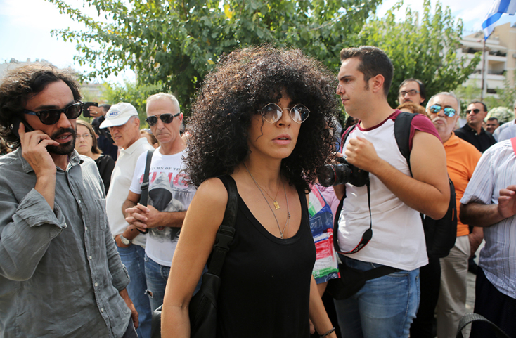 Δημήτρης Κουρούμπαλης και Μαρία Σολωμού στην κηδεία του Λαυρέντη Μαχαιρίτσα / © INTIME NEWS/ΚΑΠΑΝΤΑΗΣ ΔΗΜΗΤΡΗΣ