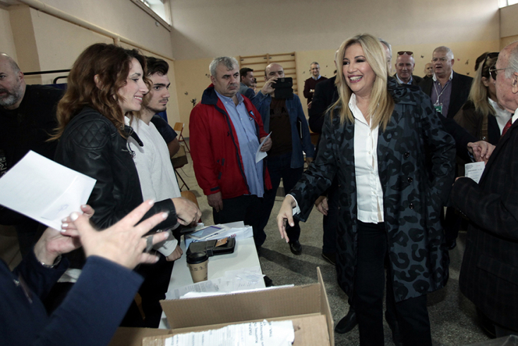 ΕΚΛΟΓΕΣ ΚΕΝΤΡΟΑΡΙΣΤΕΡΑΣ--H ΥΠΟΨΗΦIA ΦΩΦΗ ΓΕΝΝΗΜΑΤΑ ΨΗΦΙΣΕ ΣΤΗΝ ΚΑΛΛΙΘΕΑ