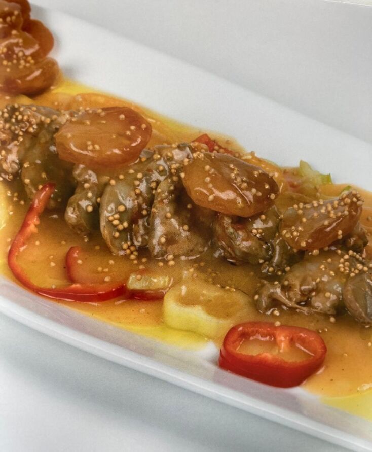 Συριανό λουκάνικο με μάραθο και αποξηραμένα βερίκοκα