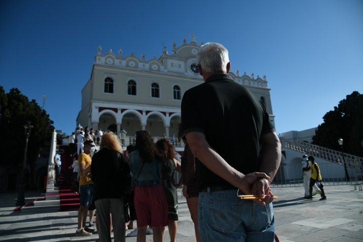 Ιερός ναός της Παναγίας Ευαγγελίστριας στην Τήνο