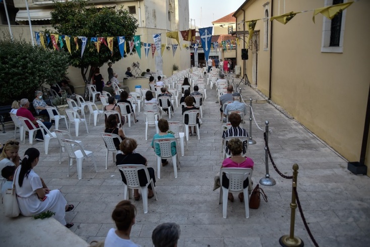 ΠΑΝΗΓΥΡΙΚΟΣ ΕΣΠΕΡΙΝΟΣ ΣΤΗΝ ΠΑΝΑΓΙΑ ΤΩΝ ΞΕΝΩΝ ΣΤΗΝ ΠΡΕΒΕΖΑ