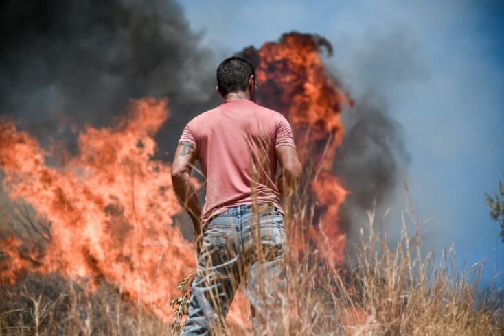 Φωτιά στην Κερατέα © EUROKINISSI / ΜΙΧΑΛΗΣ ΚΑΡΑΓΙΑΝΝΗΣ