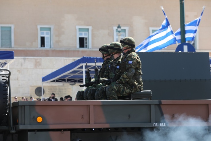 [351443] ΣΤΡΑΤΙΩΤΙΚΗ ΠΑΡΕΛΑΣΗ ΣΤΗΝ ΑΘΗΝΑ ΓΙΑ ΤΗΝ ΕΘΝΙΚΗ ΕΠΕΤΕΙΟ ΤΗΣ 25ης ΜΑΡΤΙΟΥ 1821 (ΒΑΣΙΛΗΣ ΡΕΜΠΑΠΗΣ/EUROKINISSI)