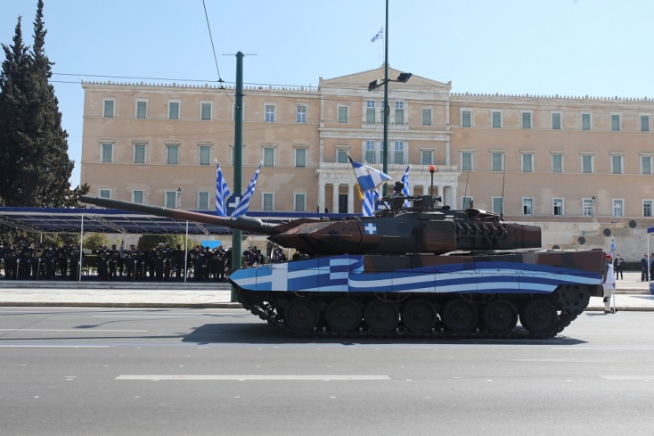 [351443] ΣΤΡΑΤΙΩΤΙΚΗ ΠΑΡΕΛΑΣΗ ΣΤΗΝ ΑΘΗΝΑ ΓΙΑ ΤΗΝ ΕΘΝΙΚΗ ΕΠΕΤΕΙΟ ΤΗΣ 25ης ΜΑΡΤΙΟΥ 1821 (ΒΑΣΙΛΗΣ ΡΕΜΠΑΠΗΣ/EUROKINISSI)