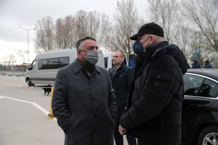 ΕΠΙΣΚΕΨΗ ΤΟΥ ΥΠΕΞ Ν. ΔΕΝΔΙΑ ΣΤΗΝ ΟΔΗΣΣΟ (ΓΙΩΡΓΟΣ ΒΙΤΣΑΡΑΣ/EUROKINISSI via ΑΠΕ - ΜΠΕ)