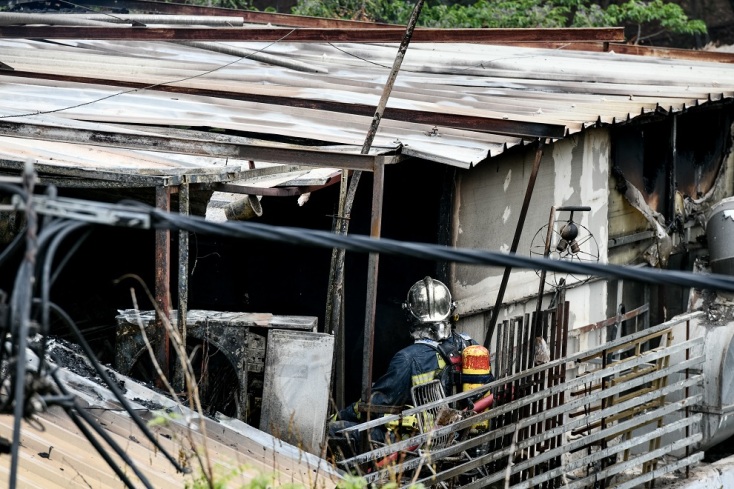ΠΥΡΚΑΓΙΑ ΣΕ ΧΩΡΟ ΕΣΤΙΑΣΗΣ ΣΤΗ ΠΕΡΙΟΧΗ ΤΟΥ ΜΕΤΣ (ΤΑΤΙΑΝΑ ΜΠΟΛΑΡΗ / EUROKINISSI)
