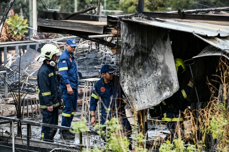 ΠΥΡΚΑΓΙΑ ΣΕ ΧΩΡΟ ΕΣΤΙΑΣΗΣ ΣΤΗ ΠΕΡΙΟΧΗ ΤΟΥ ΜΕΤΣ (ΤΑΤΙΑΝΑ ΜΠΟΛΑΡΗ / EUROKINISSI)