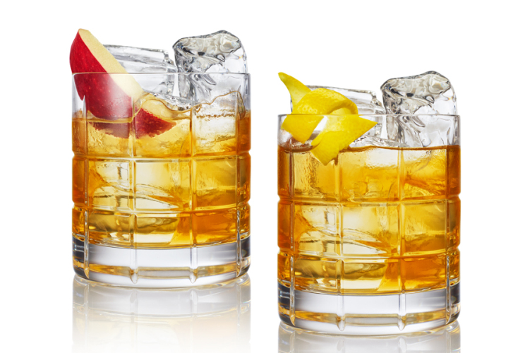 Το Johnnie Walker Blender’s Batch Sweet Peat έχει τη χαρακτηριστική αίσθηση τύρφης που ξεχωρίζει στο Johnnie Walker Black Label. Οι έντονες γλυκές νότες και ο καπνιστός χαρακτήρας του, το καθιστούν ένα ακαταμάχητο ουίσκι.