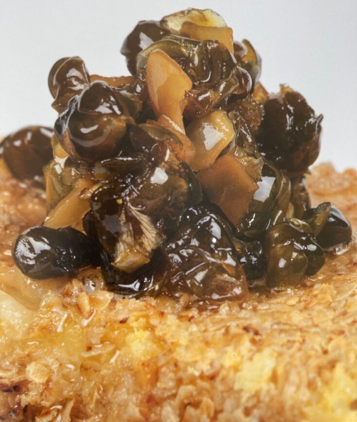 Τυρί σαν Μιχάλη με βρώμη και γλυκό του κουταλιού κάπαρη