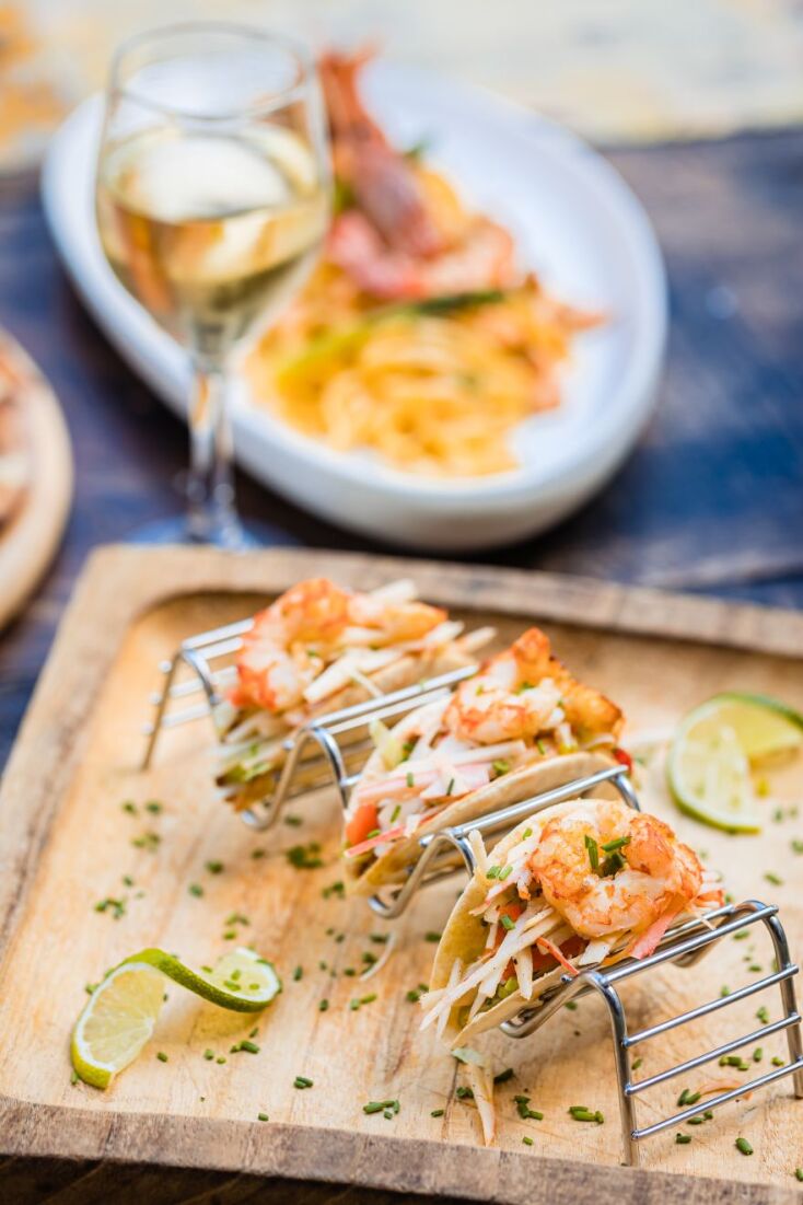 Ανοιχτά σουβλάκια θαλασσινών