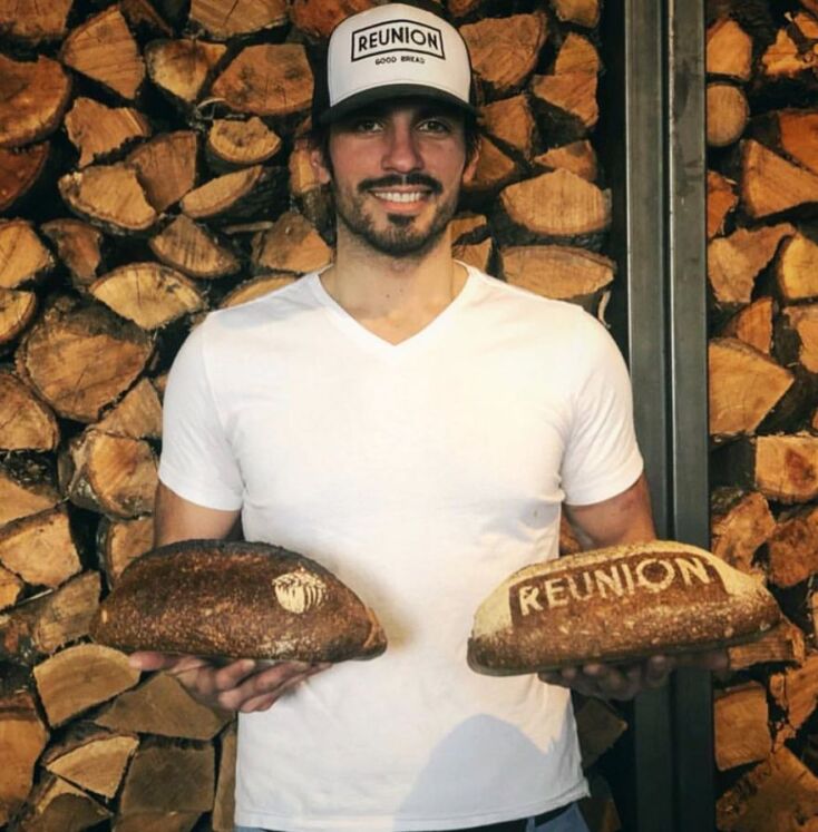 Ο Ismael de Sousa, σεφ και ιδιοκτήτης του Reunion Bread
