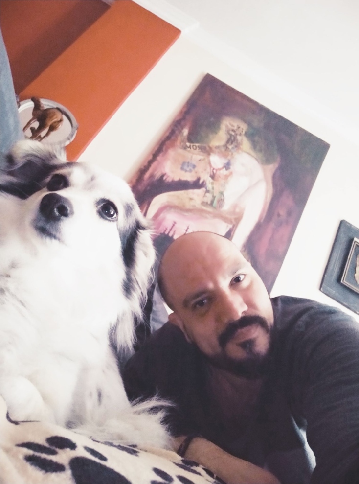 #menoumespiti με την Athens Voice:  Ο εικαστικός Σωτήριος Αντωνιάδης μέσω κορωνοϊού μένοντας μέσα μετέφερε το εργαστήριο του στο σπίτι και έτσι γεννήθηκε η σειρά «Τα» του Νερού