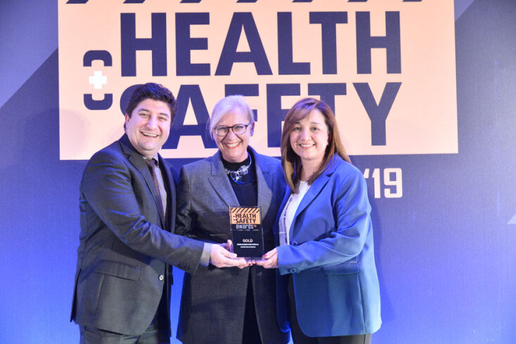 η Διευθύντρια Υγείας, Ασφάλειας, Περιβάλλοντος &amp; Φύλαξης κ. Ν. Αργυροπούλου και ο Διευθυντής Ανάπτυξης Υποδομών κ. Γ. Ντρούκας.