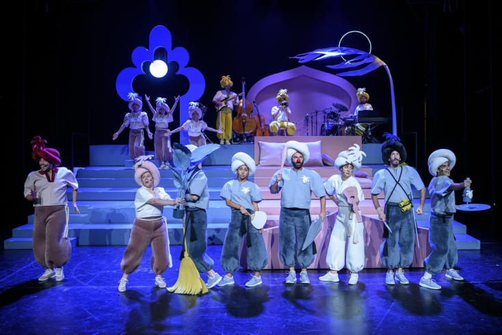 Ethniko Theatro - Xilies kai mia istories