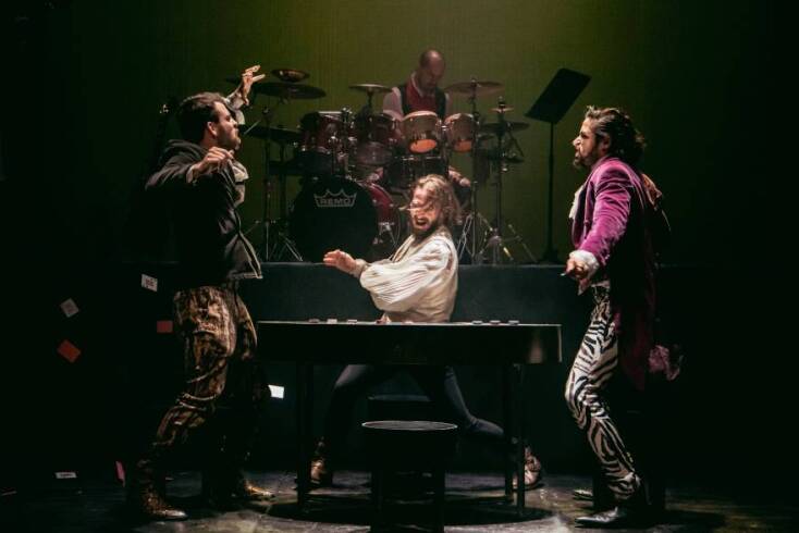 «Οι παίχτες» του Νικολάι Βασίλιεβιτς Γκόγκολ στο θέατρο Κιβωτός σε σκηνοθεσία Γιώργου Κουτλή