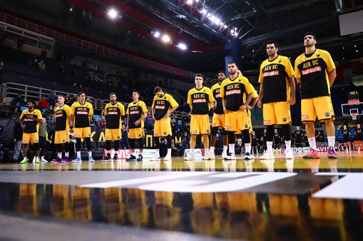 Η ΑΕΚ απέσυρε τη φανέλα του Γέλοβατς 