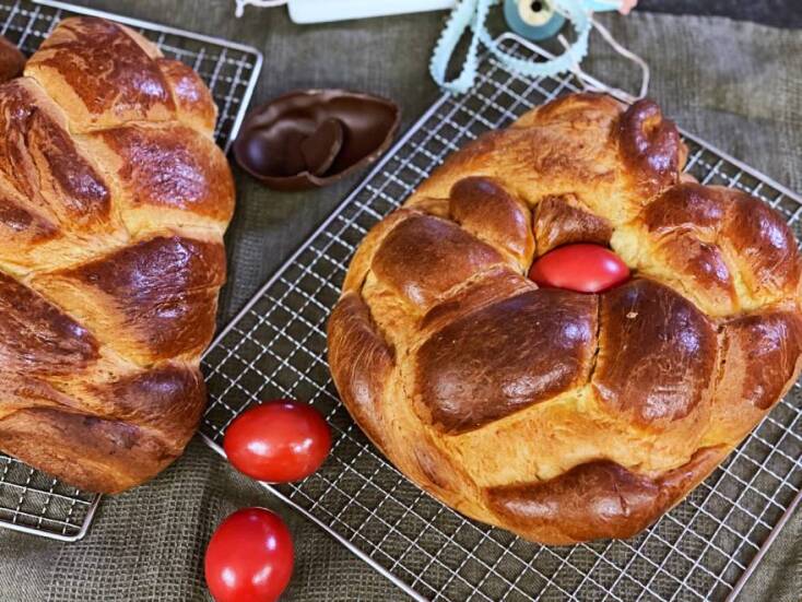 Αφράτα πασχαλινά τσουρέκια με ίνες της Αργυρώς Μπαρμπαρίγου