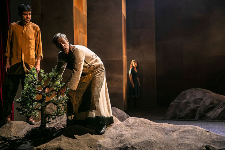 «Αιολική Γη» σε σκηνοθεσία Τάκη Τζαμαργιά στο Εθνικό Θέατρο REX - Σκηνή «Μαρίκα Κοτοπούλη»