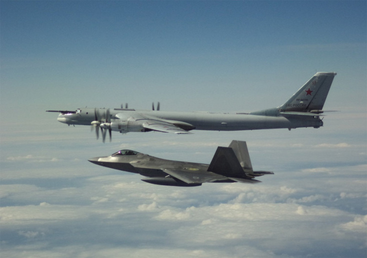 Αναχαιτίσεις ρωσικών βομβαρδιστικών από αμερικανικά μαχητικά στην Αλάσκα