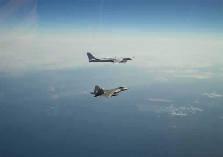 Αναχαιτίσεις ρωσικών βομβαρδιστικών από αμερικανικά μαχητικά στην Αλάσκα