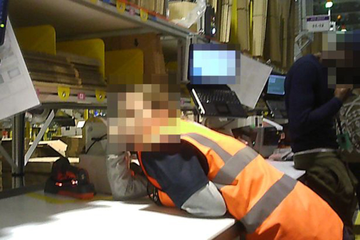 Στην Amazon οι εργαζόμενοι… κοιμούνται όρθιοι 