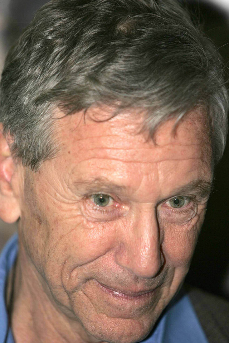 amos-oz-oz.jpg