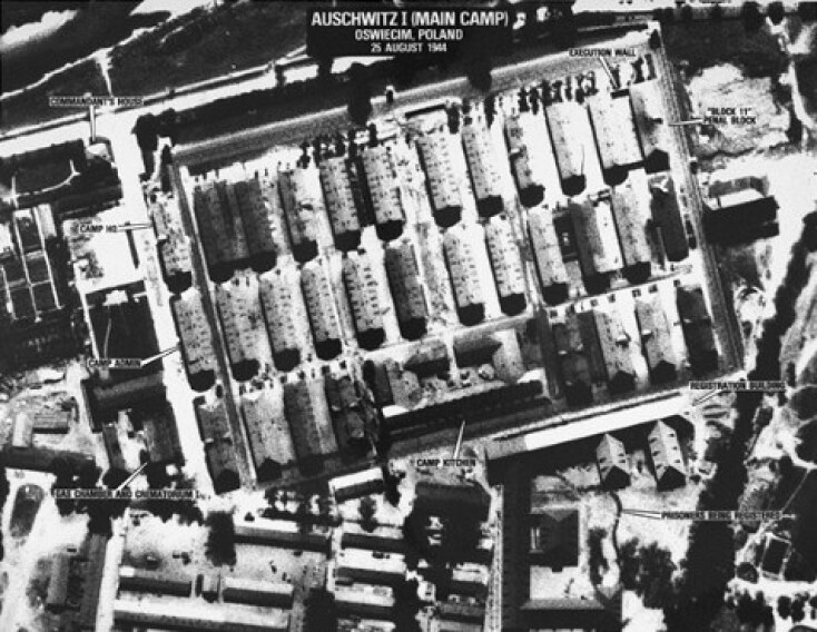 an-aerial-reconnaissance-photograph-of-the-auschwitz-concentration-camp-showing-auschwitz-1.jpg