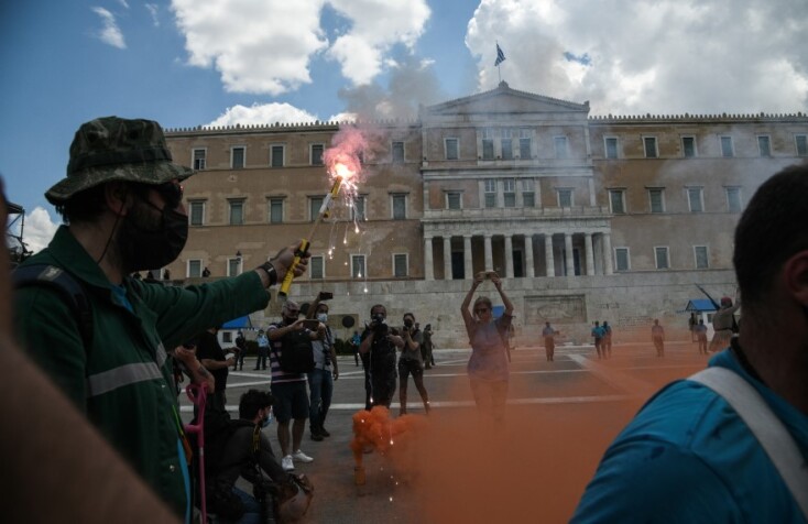 Απεργιακές κινητοποιήσεις στο κέντρο της Αθήνας©EUROKINISSI-ΜΙΧΑΛΗΣ ΚΑΡΑΓΙΑΝΝΗΣ