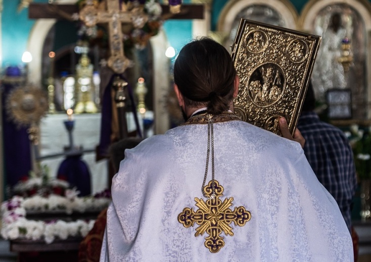 Ακολουθία της Αποκαθήλωσης σε εκκλησία της Νότιας Εύβοιας