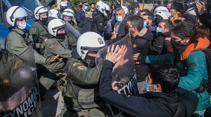 ΘΕΣΣΑΛΟΝΙΚΗ - ΕΠΕΙΣΟΔΙΑ ΚΑΙ ΠΡΟΣΑΓΩΓΕΣ ΦΟΙΤΗΤΩΝ ΠΟΥ ΕΙΧΑΝ ΚΑΝΕΙ ΚΑΤΑΛΗΨΗ ΣΤΟ ΚΤΗΡΙΟ ΔΙΟΙΚΗΣΗΣ ΣΤΟ ΑΠΘ 