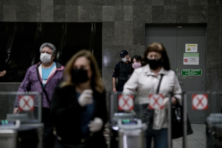 Υποχρεωτική η χρήση μάσκας στα ΜΜΜ