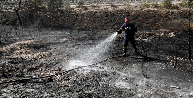 Πυρκαγιά στο Ποικίλο Όρος -Ασπρόπυργος
