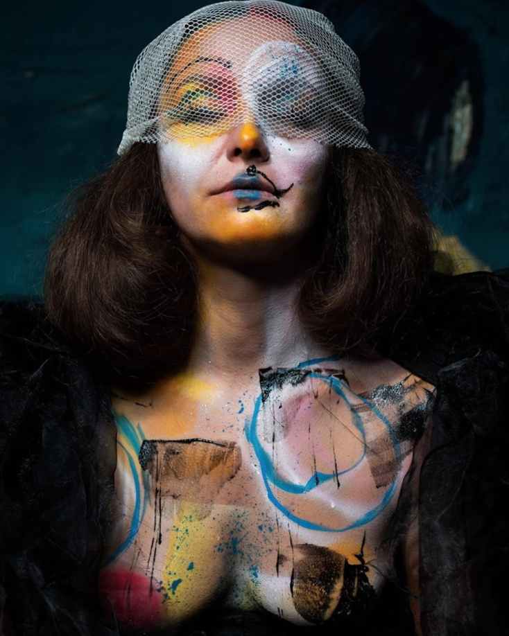 Κίκα Κουπαράνη (make-up), Δέσποινα Κουμαντσιώτη (hair), Αλέξανδρος Φραγκιαδάκης (φωτογραφία)