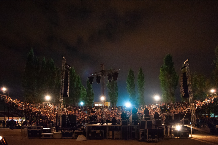 © Θανάσης Καρατζάς