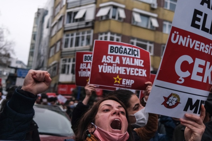 Διαμαρτυρία κατά του διορισμένου πρύτανη στο Πανεπιστήμιο του Βοσπόρου