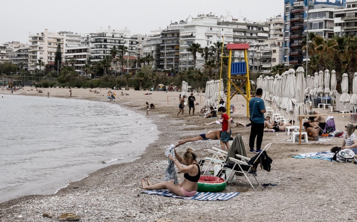 Παραλία Αλίμου σήμερα, Κυριακή του Πάσχα  