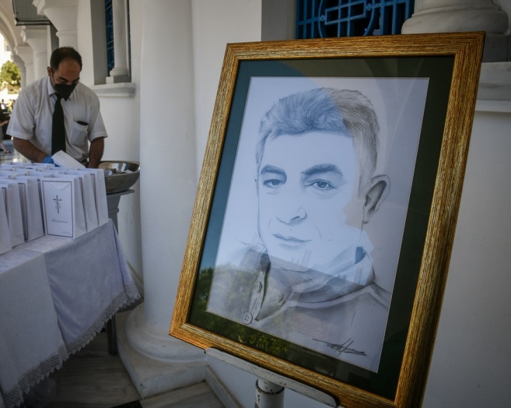 Μνημόσυνο για τις 40 ημέρες από τη δολοφονία του Γιώργου Καραϊβάζ