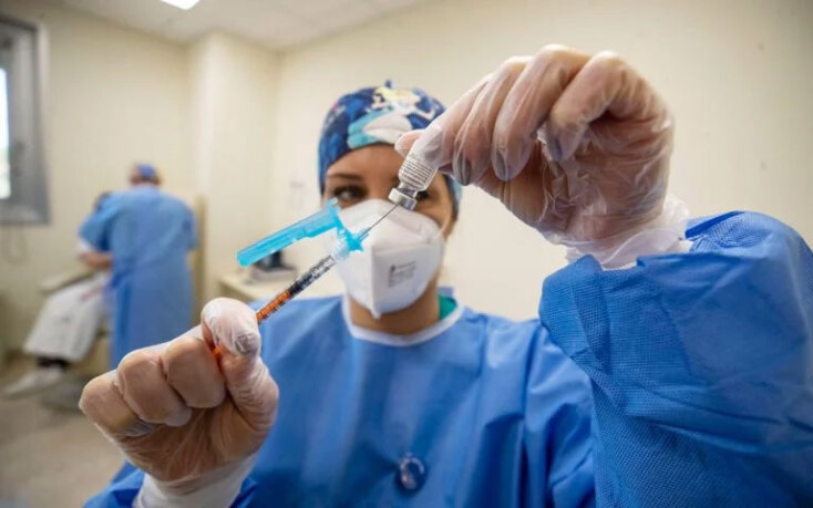 Εμβόλιο AstraZeneca - Εφόσον η ΕΕ δώσει την άδεια, θα παραλάβει κατά 60% λιγότερες δόσεις από τα συμφωνηθέντα το πρώτο τρίμηνο του 2021