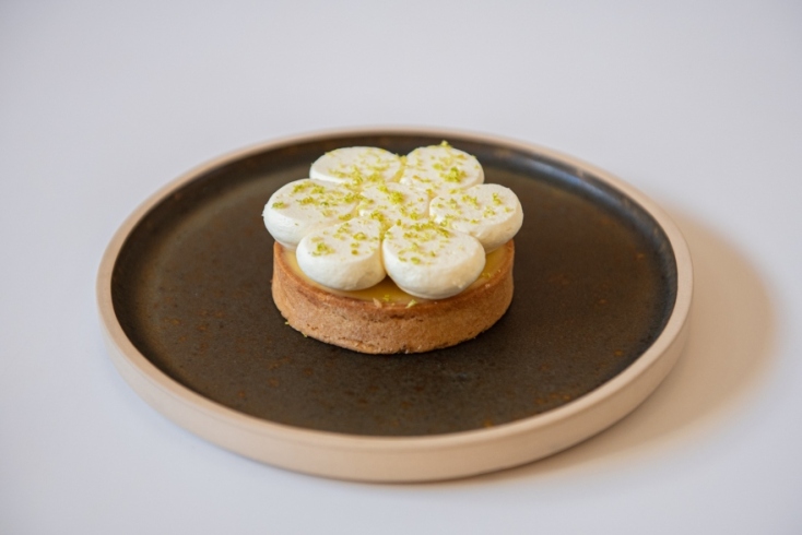 Lemon pie με ψητή κρέμα αμυγδάλου και blueberry