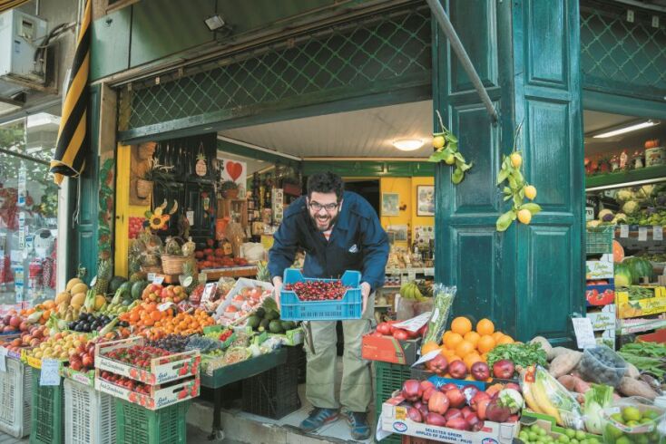 Ο Στέλιος Χαρκιολάκης στο αξιολάτρευτο Μποστάνι