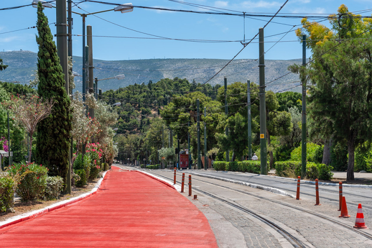 Η ATHENS VOICE στον «Μεγάλο Περίπατο» Αθήνας