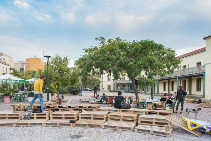 © Θανάσης Καρατζάς