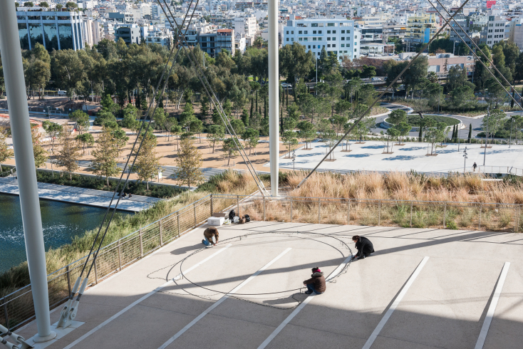 Οι Beforelight έστησαν τη μεγάλη φωτεινή εγκατάσταση για το Πάρκο Σταύρος Νιάρχος