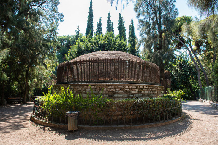Φωλιά παπαγάλων στον Εθνικό Κήπο