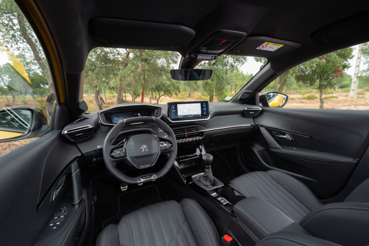 To Peugeot 208 αυτοκίνητο της χρονιάς 2020